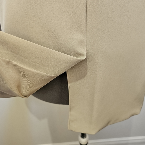 NWT H&M tan beige single breasted 1 button lined womens oversized blazer L US. - Picture 6 of 12